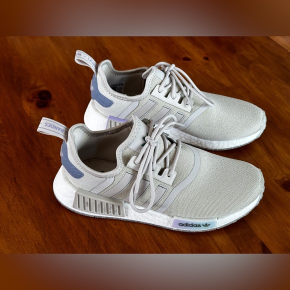 ADIDAS - Women's sneakers - NMD R1 Bliss - Beige/Lilac #GW5680 - 7US - Picture 1 of 6